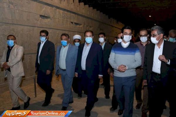 بازدید وزیر ارتباطات و فناوری از مجموعه میراث جهانی تخت بازدید وزیر ارتباطات و فناوری از مجموعه میراث جهانی تخت جمشید